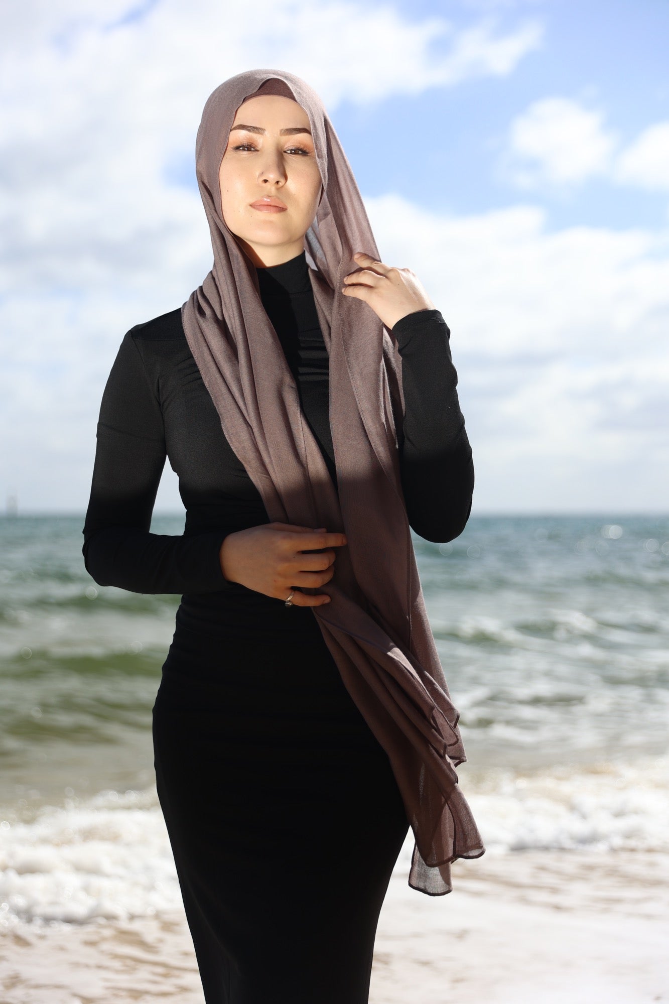 Modal Dark Khaki